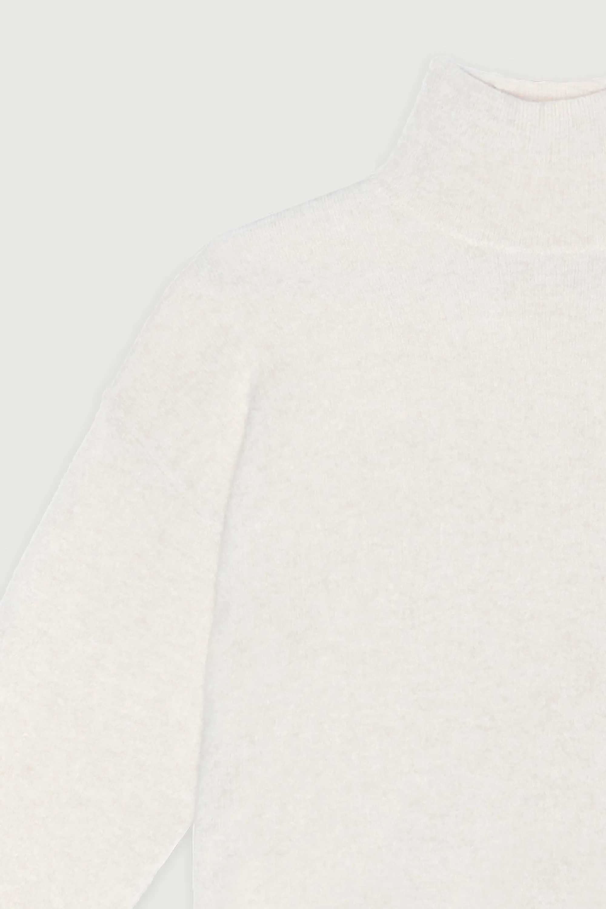 100% CASHMERE TURTLENECK SWEATER