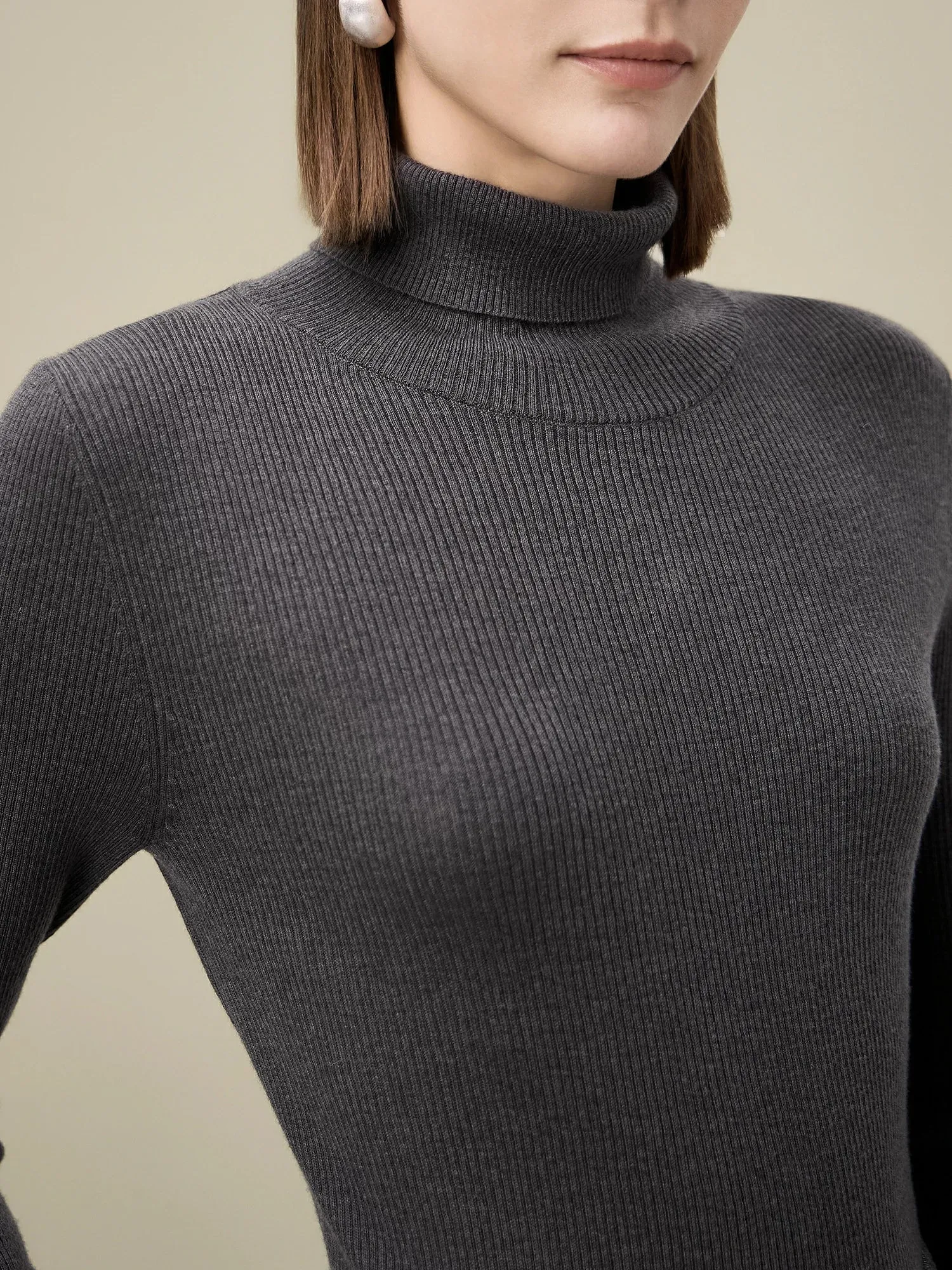 Amoretu Wool High Neck Slim Fit Ribbed Knit Sweater