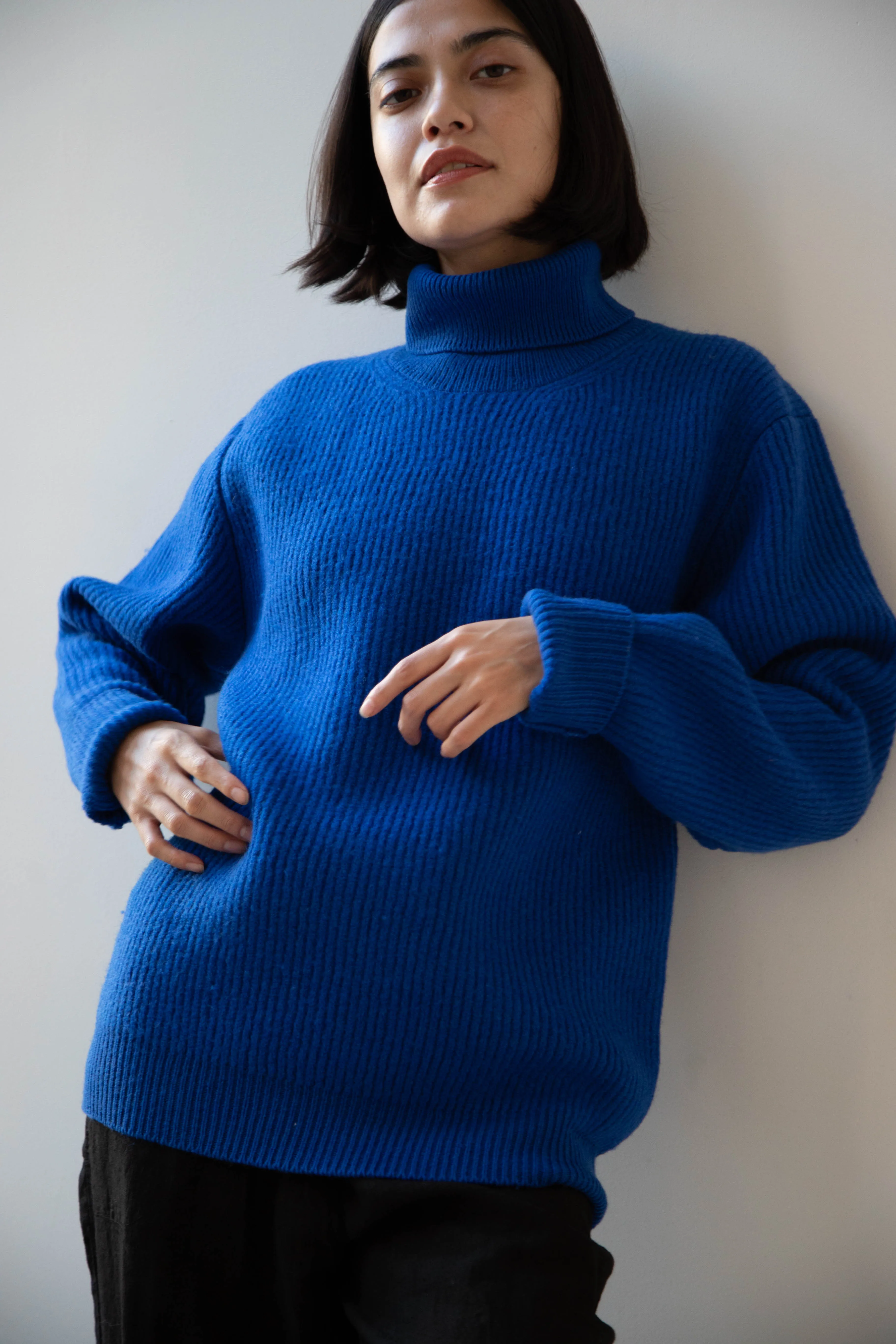 Auralee | Rib Knit Turtleneck in Royal Blue