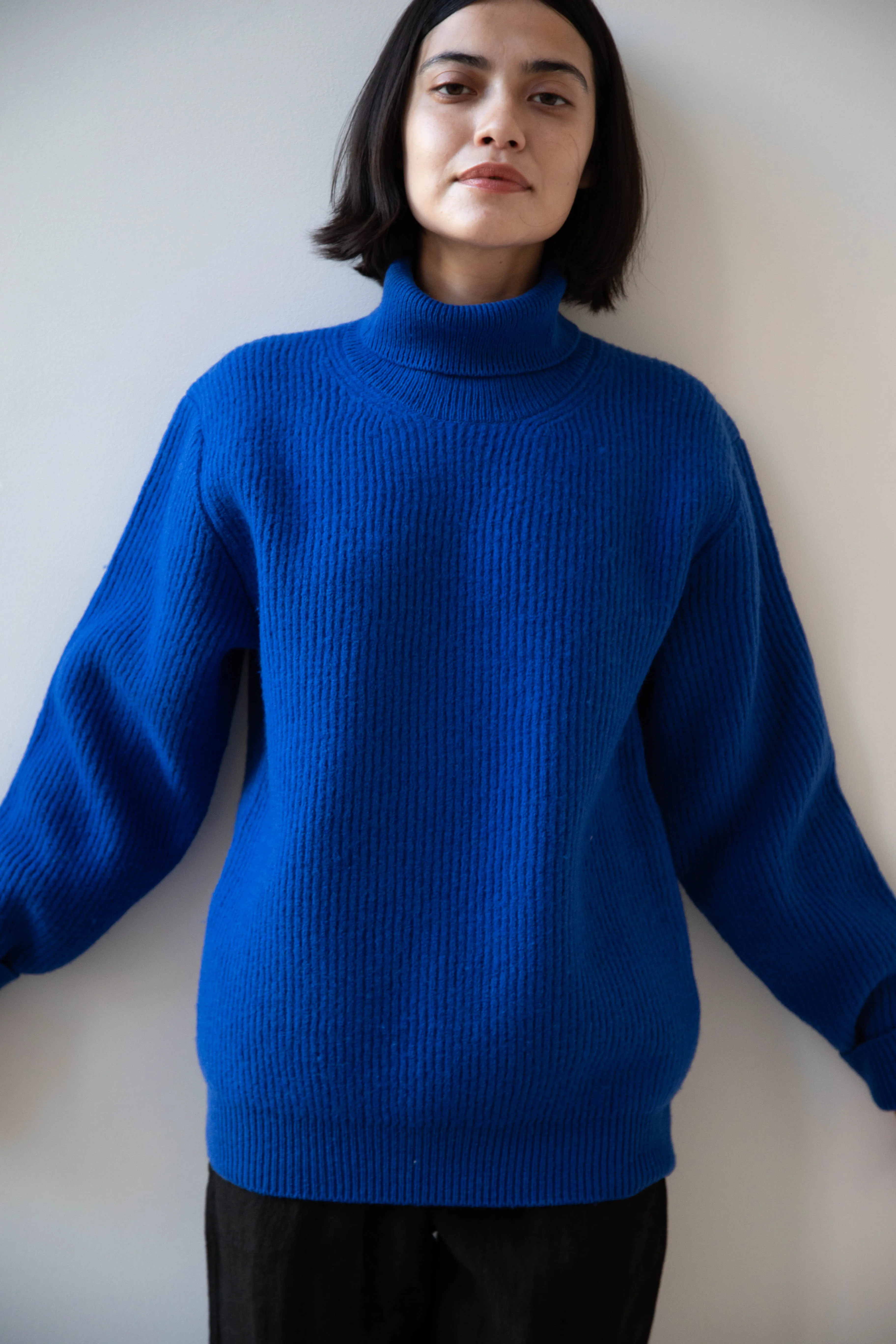 Auralee | Rib Knit Turtleneck in Royal Blue