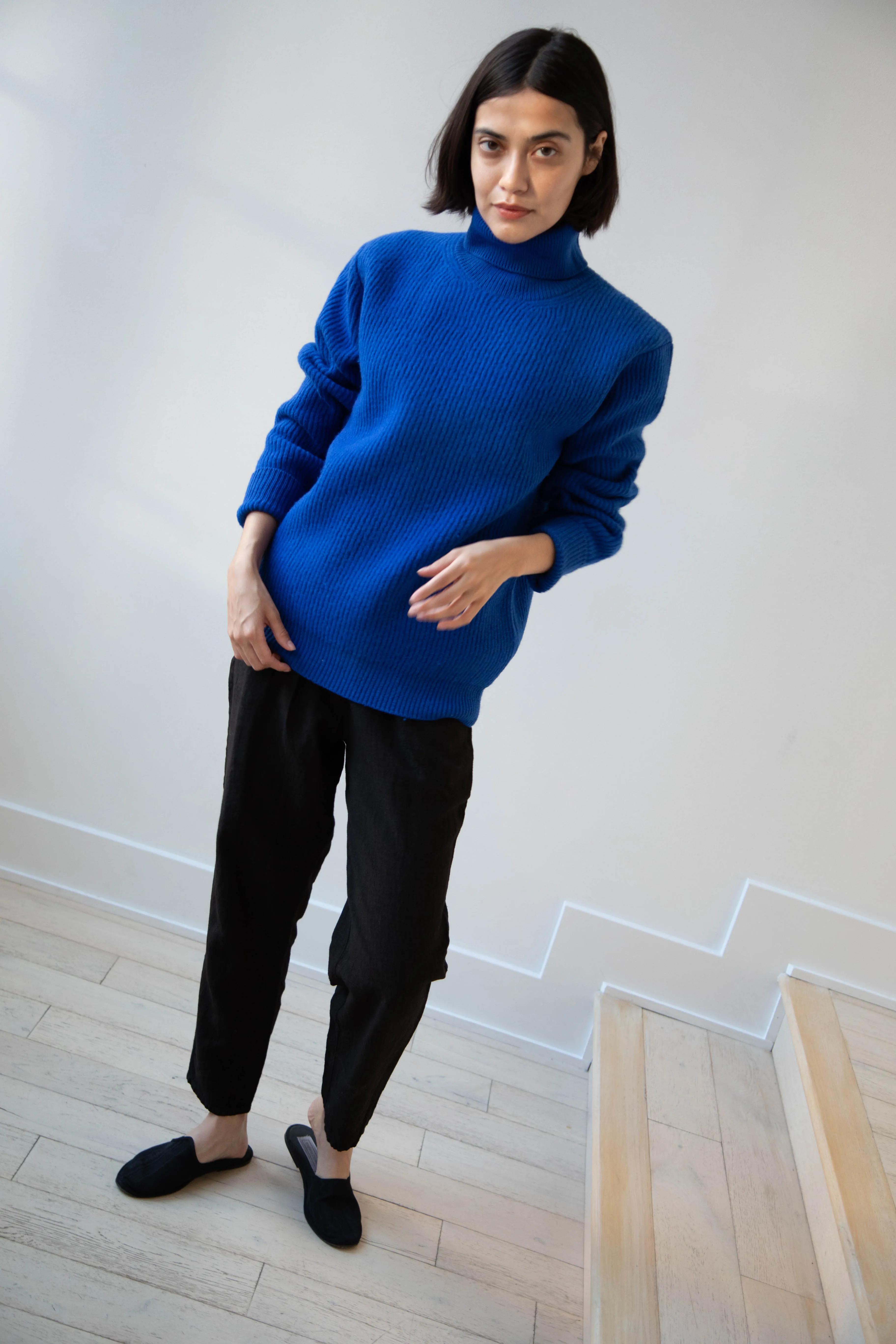 Auralee | Rib Knit Turtleneck in Royal Blue