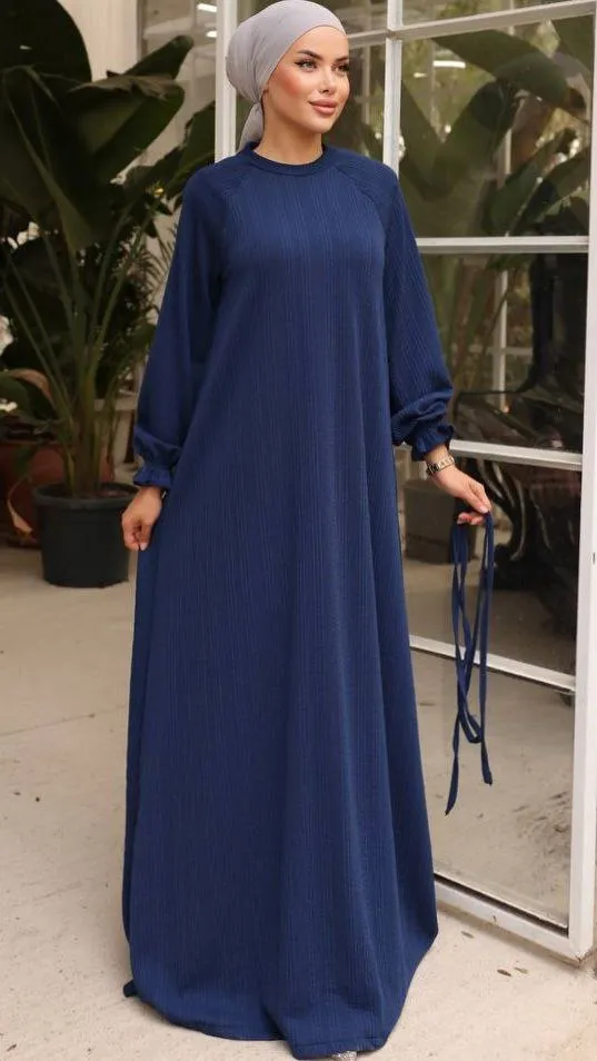 Mahtab Reglan Sleeve Abaya in Knitted Orme Fabric - Keep it Warm This Fall