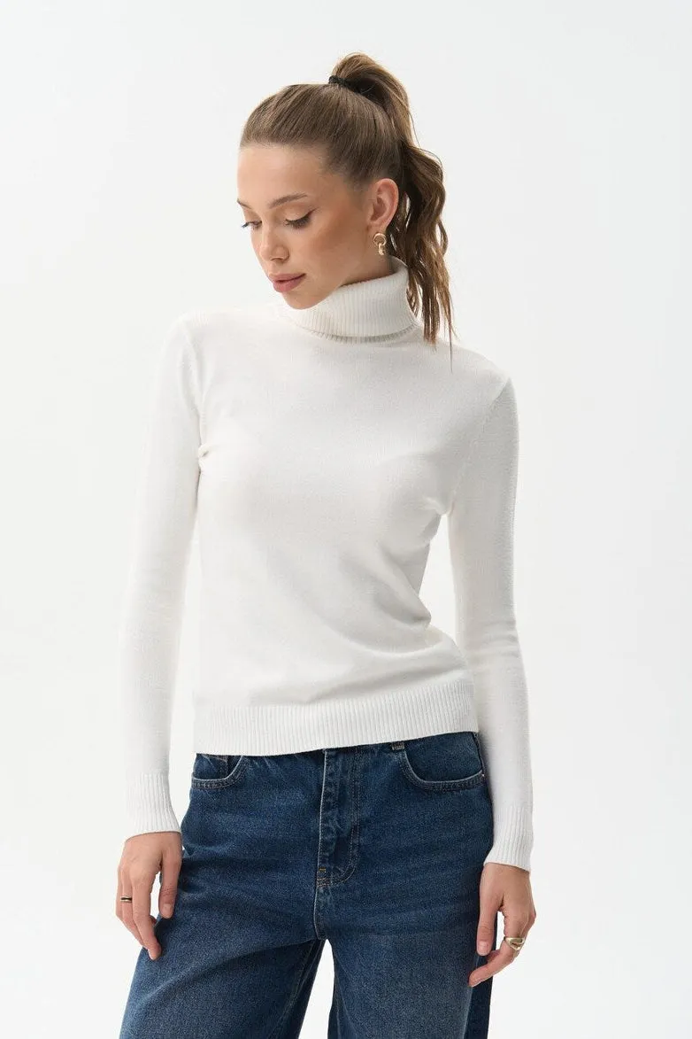 White Basic Knit Turtleneck Sweater