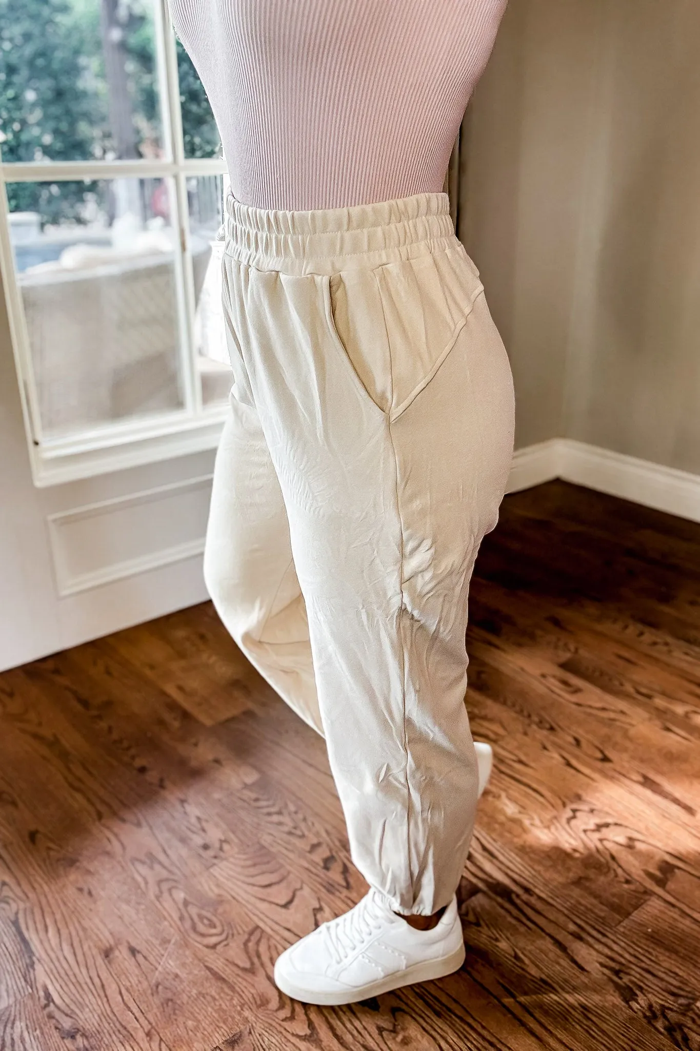 Wishful Dreamer Ivory Joggers